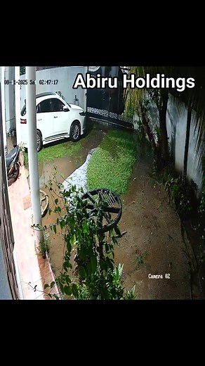 අද කාලේ හැමෝම ඉල්ලන්නේ රෑටත් දවල් වගේ පේන කැමරා. ඇත්තටම ඒක ඉතා හොද ප්‍රවණතාවක්. ඒත් මෙවැනි අවස්තා වලදී අපගේ Recommendation එක AI කැමරා පද්ධතියක් තමයි. එහිදී අපට කැමරාවේ දිශානතිය වෙනස් උනත්, කැමරාව කවර් උනත් අපට සයිරන් එකක් සමග ජංගම දුරකතනයට Alart එකක් ගෙන්න ගන්න පුලුවන්. | Abiru Holdings Pvt Ltd