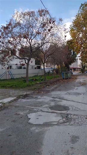 Παλιά Παιδική Χαρά στα Τρίκαλα! 🎠 #trikala #τρίκαλα #θεσσαλία #παιδικήχαρά #φθινόπωρο #autumn #walk