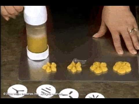 How to Make and Decorate a Spritz So Much Fun by Wilton