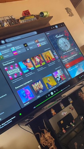 Recently, I start using Xbox full screen experience at Windows 25H2. I use my PC for gaming movies and music. So I dont want my 75" monitor stay on while listening. I found some cool screensavers and modified it to fit with XBFE. Tried to make it emulates no battery xbox controller led. Here is the apps and settings If anybody like to use. https://buzzheavier.com/b4c8hod79bki (I use "AutoHideMouseCursor" app for OLED compatibility) | Tony Katsios