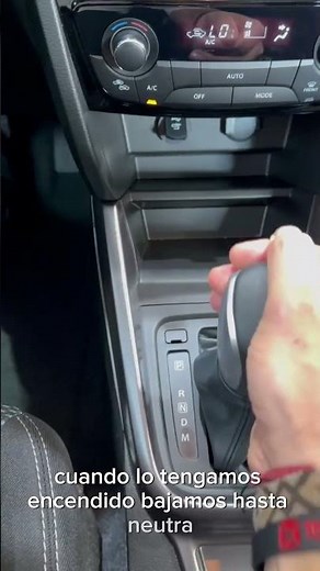 Cómo Utilizar la Caja Automática: Arrancar y Parquear como un Experto