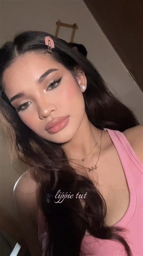 Achieve Kylie Jenner's Iconic Lip Look Tutorial