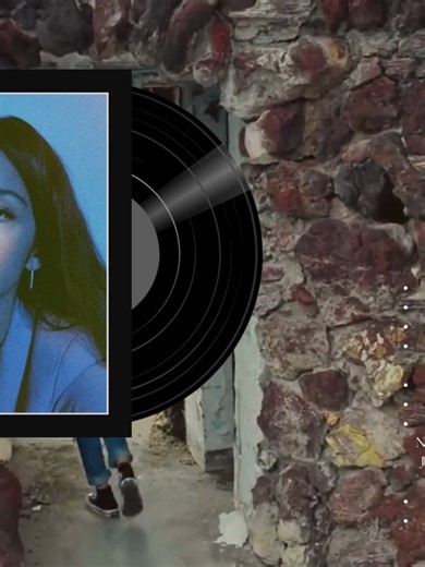 DEJA VU-Deja Vu” is Olivia Rodrigo’s second single from her debut album SOUR, released on 1 April 2021. It’s a nostalgic alt-pop track where Olivia questions whether her ex feels the same sense of déjà vu when repeating special moments with someone new. The song became a global hit, praised for its dreamy production and sharp lyrical storytelling. Key Details Artist: Olivia Rodrigo Album: SOUR (2021) Release Date: 1 April 2021 Genre: Alt-pop / Indie pop / Psychedelic pop Length: 3:35 Producer: D