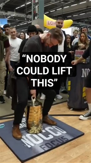 Only Two Fingers… Nobody Could Lift This Weight 💀#StrengthChallenge#GripStrength