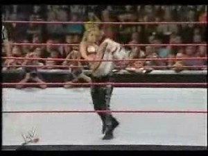 Trish vs Lita (Unforgiven 2006)