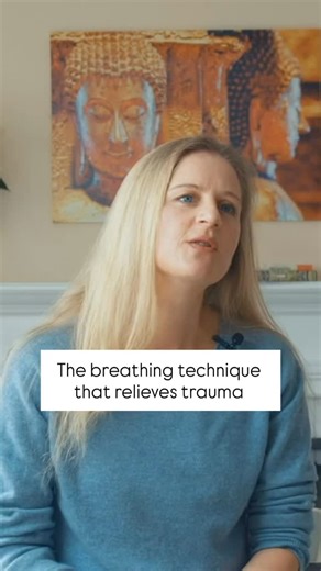 In my research with veterans, we found one approach that consistently brought relief from the weight of trauma: SKY Breath Meditation. This simple breathing technique helped calm hyperarousal, ease anxiety, and restore a felt sense of safety — often when nothing else had worked. When we change the breath, we change the state of the nervous system. And when the nervous system shifts, healing becomes possible. #skybreath #veteranwellbeing #traumahealing #mentalhealthscience #nervoussystemregulatio