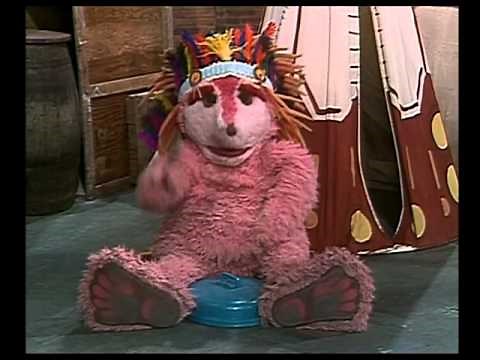 Barrio Sésamo - Episodio 1 "Gran jefe indio"