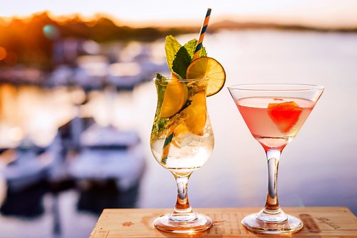 Sunset Bar|Drinks Menu|Waterfront cocktails