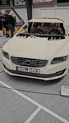 Life-Size LEGO Volvo V70 Car with 35,000 Pieces by @Masterbuilder David | Video by legopica #lego #legotiktok #legotiktoker