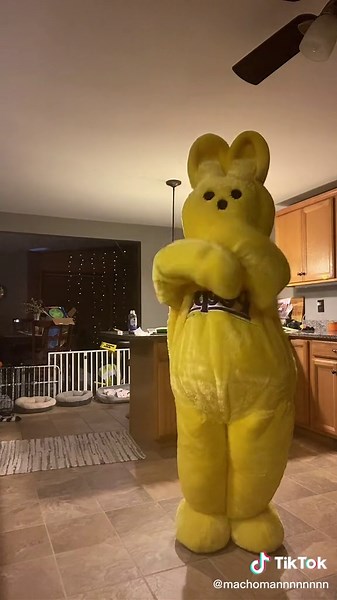 How to Create Perfect Golden Peeps