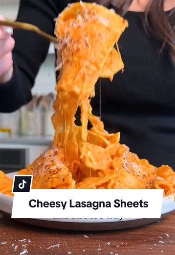 Cheesy Lasagna Sheets: The Easiest Pasta Recipe of 2025