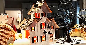 Dollar Tree Light-Up Haunted Farmhouse