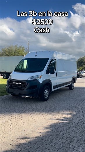 💥 2023 RAM 2500 Promaster Van 💥 Ideal para los que están listos para trabajar duro y seguir creciendo 💪 Esta van es pura eficiencia, espacio y potencia — perfecta para negocio, delivery o para montar tu propio proyecto sobre ruedas 🚐💨 Cuando manejas una Promaster, sabes que estás invirtiendo en productividad y estilo 🔧💼 Te ayudo a conseguir la tuya con los mejores planes y facilidades 💰#RamPromaster #Promaster2500 #RamVan #WorkVan #VanLife #CamionetasUSA #DealerDeConfianza #AutosEnVenta 