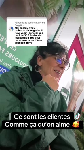 Réponse à @Greg Brn #commerce #cliente #bonnehumeur #sourire #sapin