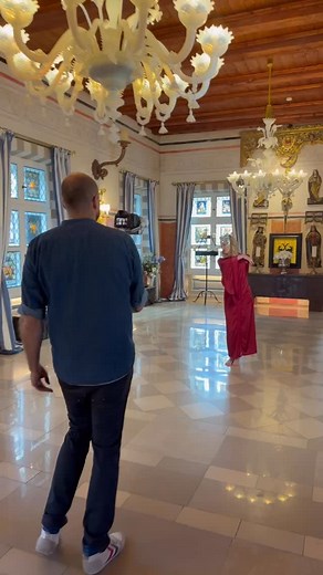 Behind the Scenes - Videoshoot „The Drizzle“ with @nadjabolli as „The black Cat“ 🐈‍⬛ #catlion #countrymusic #videoshoot #femaleartist @andreas_haina_heinrich @follower #castle #dance #dancer #ballet | Cat Lion