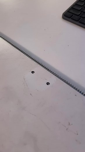 This is how engineers solve problems! @louisekatzovitz brings an 80s knitting machine back to life with a custom 3D-printed bracket and is ready to knit up something cool in her next RS video 淋 #WeAreRS | RS | Facebook