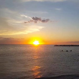 6.7K views · 584 reactions | It's going to be an amazing sunset on St.Pete Beach tonight! If you can't see it in person, make sure to watch it live on our camera at www.stpetebeachtoday.com/live-cam Brought to you by Shark Tales Waterfront Restaurant, now open until 3am seven nights a week! | St.Pete Beach, Florida | Facebook