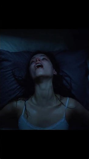 One Horrific Make-Over | Starry Eyes (2014) 🎬1-Minute Horror Review