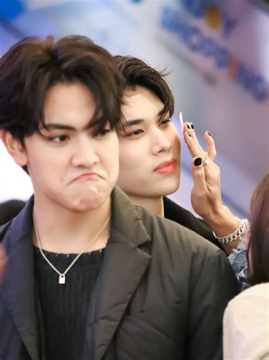 ကိုယ့်သားမက်လေးကို ဘူလီမယ်😂😂 #joongdunk #joongarchen #dunknatachai #gmmtv #tiktok