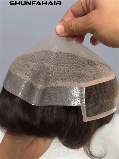 HC Silk #1B Base Structure (Base: silk toupee) This is its core design highlight, featuring a composite layered ❤️ structure: Silk lace center: The central area uses silk lace, which is soft and gentle on the skin, highly breathable, reduces scalp stuffiness, and looks more natural, mimicking the scalp. Enhances overall natural appearance. 2. Hair Quality Indian Remy human hair: Made with Remy hair, meaning the hair cuticles are aligned in the same direction, preventing tangling and frizz. It ha