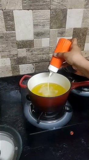 Maida se Rajasthani deshisweet recipe#ghewar #foodclips#tasteofindia#authanticindian#foodshorts