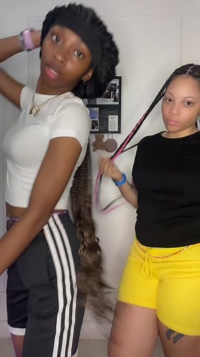 HI 🤍 #originalsmurfette 🦋 #antismurf🖤 #fyp