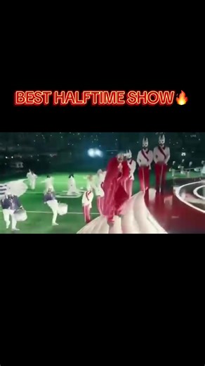 Hands down one of the best—if not the best—halftime performances ever! 🏈🔥 The Lions might be struggling to secure a win, but they’re absolutely crushing it with their halftime shows! #nfl #detroitlions #football #snoopdogg #halftimeshow