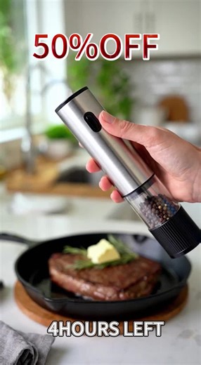 Tired of manual grinding? One-click electric pepper grinder, done in 1 sec! Adjustable coarseness, LED light, kitchen must-have. #ElectricPepperGrinder #PepperMill #KitchenHack #CookingEssentials #TikTokMadeMeBuyIt