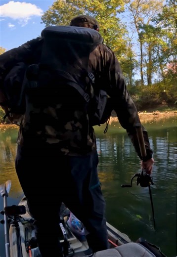 Heart-Pounding Musky Fishing Adventure from a Kayak