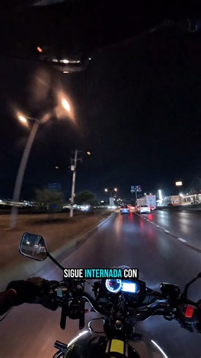 Z o Stormlight? 🏍️⚡ Díganme cuál prefieren ustedes para una rodada nocturna como esta?