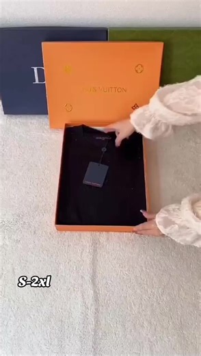 Men's Designer Shirts and T-Shirt Styles