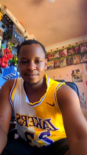 kizungu kime mvaa mwaisa@