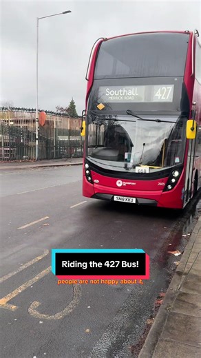 Exploring London on the 427 Bus