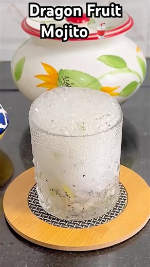 White Dragon Fruit Mojito | Perfect Summer Drink 🤍🍹#shorts#summerdrink#healthy#food