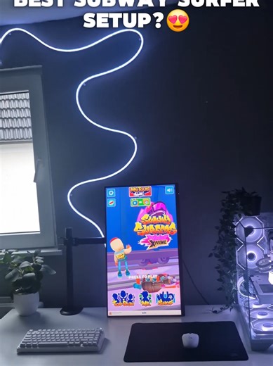 I think you can tell im running out of ideas..💔#subwaysurfer #tech #white #pc #clean