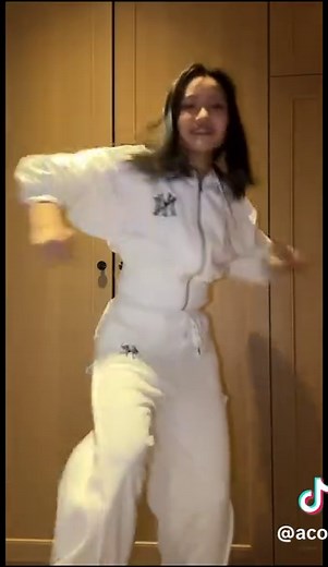 全身ダンスメドレー2025の魅力