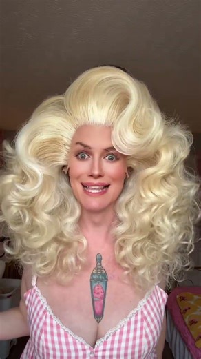 Thinking about this Kylie in Cheesecake that I reset & styled for THE Amanda Lepore! WigTakeout.com