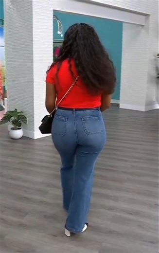 HSN model models jeans 2007