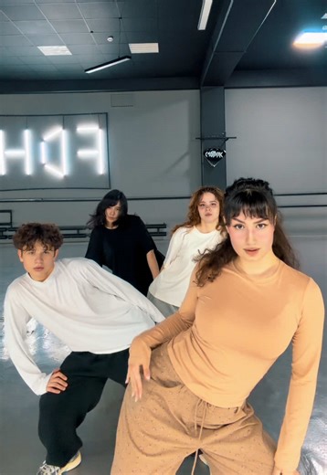 Look at me habibi🔥😎 #trend#habibi#dance#fyp