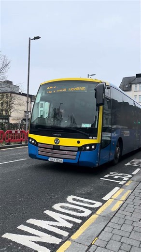 BÉ: Volvo Sunsundengui SB3 VB409 (192-D-23702) On Route 424 To Lettermullen @Erye Square 17/2/26