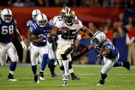 How did Reggie Bush lose his Heisman Trophy?