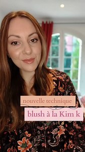  La technique de blush façon Kim K qui fait un vrai glow-up…  Dans...