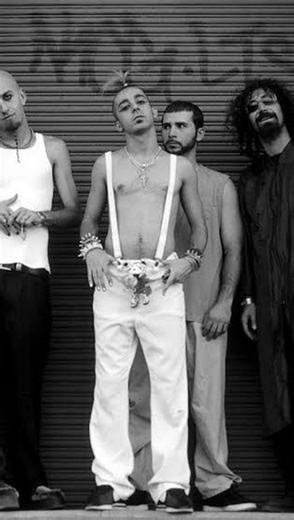 System of a Down Cover Brasil on Instagram: "🇧🇷 Feliz ano do System of a Down 🇺🇸 Happy System of a Down Year 🇪🇸 Feliz año de System of a Down 🇫🇷 Bonne année de System of a Down 🇩🇪 Frohes System of a Down Jahr 🇮🇹 Felice anno dei System of a Down 🇵🇹 Feliz ano dos System of a Down 🇯🇵 システム・オブ・ア・ダウンの年、おめでとう 🇰🇷 시스템 오브 어 다운의 해를 축하합니다 🇹🇷 System of a Down yılı kutlu olsun"