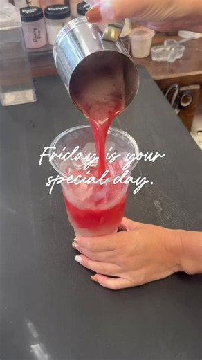 Friday looks good on you. 🥤✨ This Friday only ⬇️ Dance into Good Vibes on Friday = Save 💵 Place an order as a student or teacher = Save 💵 Do both = Save 💵💵 Whether you dance for a discount, save because you’re a student or teacher—or do both—we’re here for your Friday vibes! 💕 #goodvibesrva #save #loadedtea #dance #students