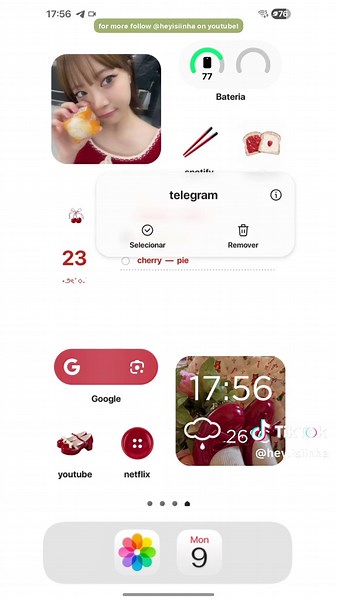 Samsung Lock Screen Customization in Red