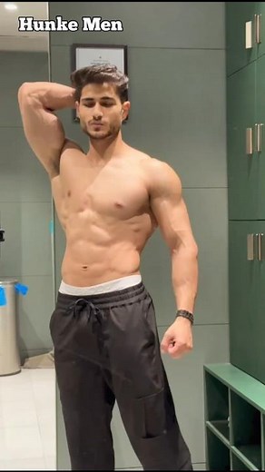 Transformation#aesthetic#muscle#motivation#posing#abs#chest#biceps#model#body#hunk#gym#workout#bulge