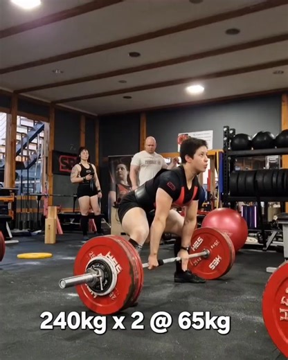 Agata Sitko deadlifts 240kg x 2 at 65kg | PTC Headquarters