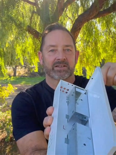 How to Use the JT Eaton Little Pete Mouse Trap | Catch Mice FAST (Pro Tips) 🛒 Buy the JT Eaton Little Pete here: https://howtopest.com/product/jt-eaton-little-pete-multiple-catch-mouse-trap-solid-lid-423/ 🛒 Buy Rodent Glue Boards here: https://howtopest.com/product/jt-eaton-universal-glue-board-no-166/ 🛒 Shop all professional rodent control here: https://howtopest.com/product/jt-eaton-universal-glue-board-no-166/ 🐭 Dealing with mice and tired of resetting snap traps? In this video, the pros 