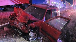 State trooper saves driver seconds before train crash