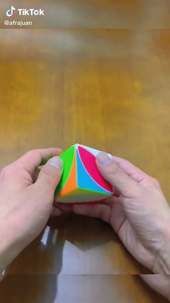 Super simple Maple Leaf Rubik’s Cube restoration tutorial!#puzzle #fun #cube